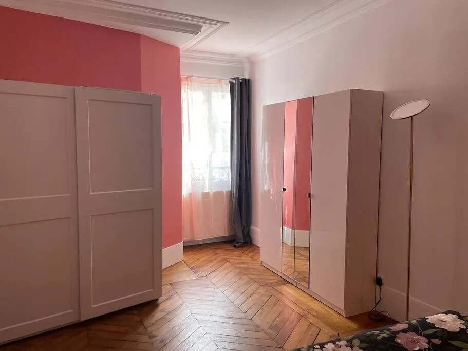 Appartement The Avenue Ternes Paris